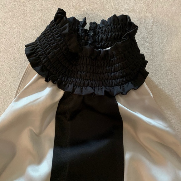 Tri coloured Smart Set halter style sleeveless top - Picture 4 of 8